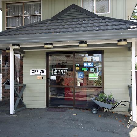 Midway Pacifica Lodge Lower Hutt Bagian luar foto
