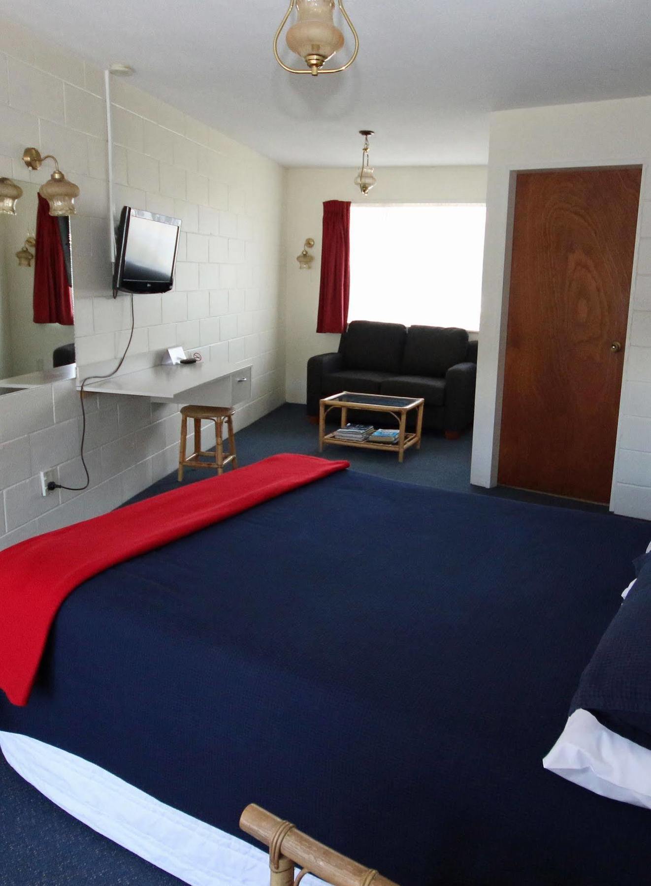 Midway Pacifica Lodge Lower Hutt Bagian luar foto